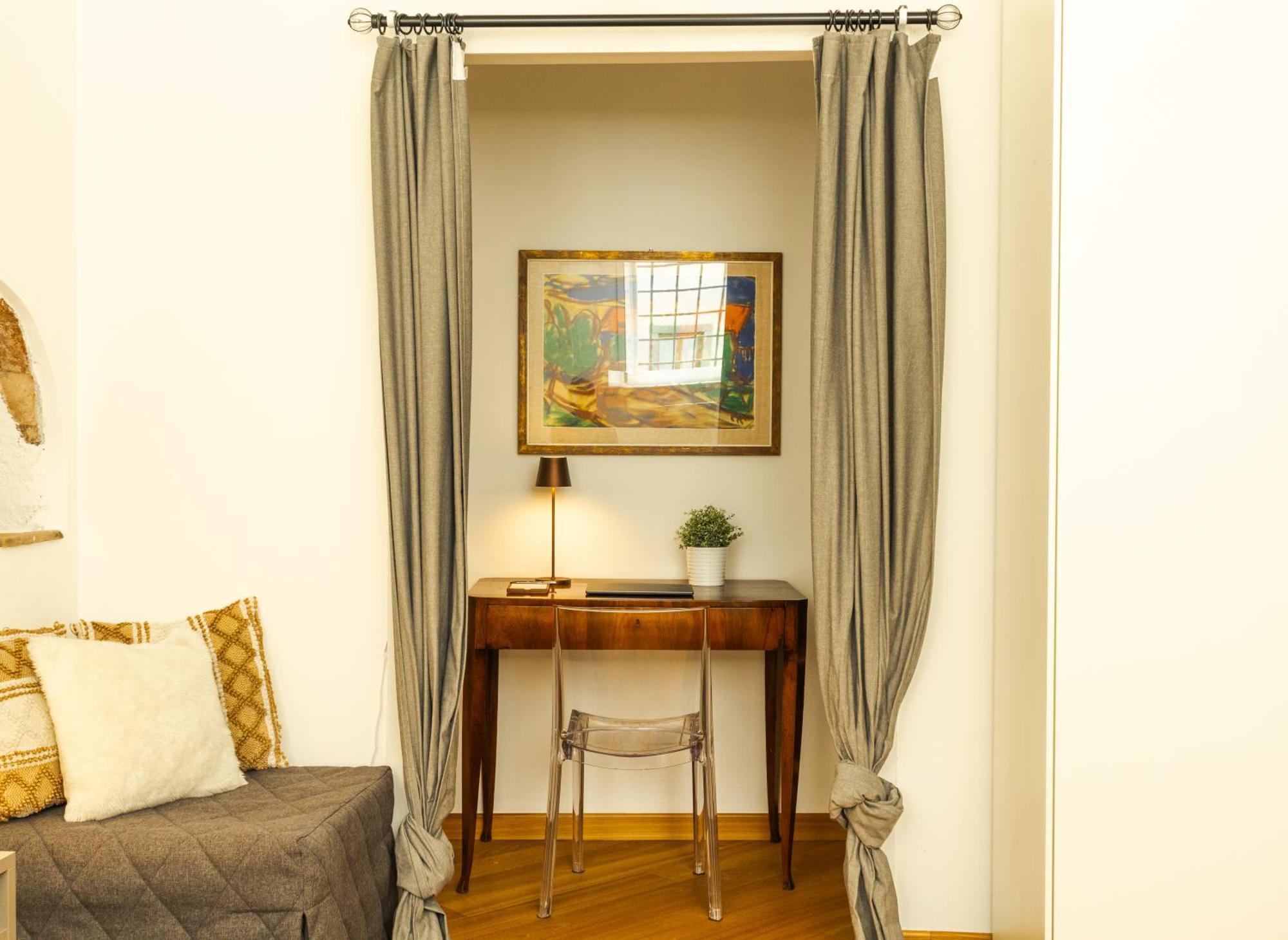 Ferienwohnung In Pieno Centro Storico Con Parcheggio Gratuito Incluso. Udine Exterior foto